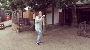 Yusuke Nishizawa Instagram - 岸です。岸がテレビやるよ。
ABC『岸大介の「く～る京都」』
10月29日(土)１４時２８分～１５時３０分
ＭＣ：岸大介 / 進行：斎藤アナ
出演：野性爆弾くっきー！、笑い飯西田、おいでやす小田、ダイアン津田、藤崎マーケットトキ、熊田曜子
#朝日放送
#関西ローカルやで
#見たってや
#岸大介
#太秦の空き時間
#何してますのん