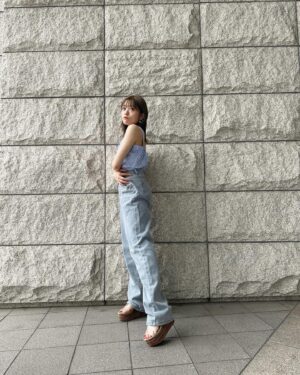 Yuuki Wakai Instagram - スマセルにあるブランドでコーディネートしてみました♡
⁡
⁡
tops #cielair
bottom #miniministore
⁡
⁡
スマセルはファッション廃棄ロスをなくすためにできた
サスティナブルアウトレットモールで
新品から古着までお得に幅広く購入出来て地球に優しいのです☺︎
⁡
捨てられちゃうもったいない服は無くしていきたいよね！
おすすめです✌️
⁡
⁡
#スマセルでお得に買って地球を守る 
#2039900 
#夏コーデ 
#低身長コーデ