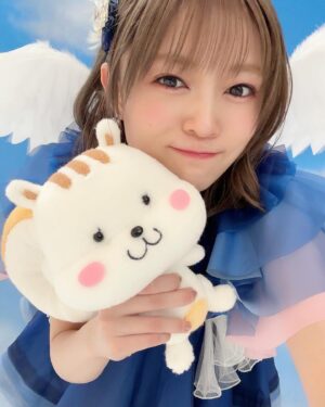 Yuuki Wakai Instagram - i☆Ris the Movie - Full Energy!!-
本日5/17㈮より全国劇場にて公開です！
⁡
おめでとう！私たち！スタッフさん！ファンのみんな！
⁡
ファンのみんなの生の声が入ってたり
i☆Risとファンで作った
デビュー10周年記念プロジェクトに相応しい宝物が出来ました✨️
⁡
わたくしは大号泣しましたよ！！！！笑
⁡
アイドルやっててよかったなーーーってしみじみ。笑
⁡
うちらのこと知らない人でも楽しめる内容になってるから
ぜひ全国の劇場でご覧下さい！！！！🌈
⁡
来週末は舞台挨拶で
地元岐阜県に帰ります！さいこー！！！
⁡

⁡
⁡
#i_Risアニメ
#劇場版アニメ
#羽生えた ‎♡
#劇場版観たあとシロリス大好きになる 
#みんな観てね
