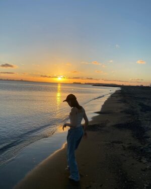Yuuki Wakai Instagram - 🏝☀️
⁡
⁡
今年も海行けた！！嬉しい！！！
⁡
お買い物行って海行って海見えるサウナ行ってリフレーッシュ！
⁡
運転ありがとう♡ @sntvmirai 
⁡
⁡
#夏 #ドライブ日和 #最近の #iPhoneカメラ #シネマティックモード #画質良すぎる