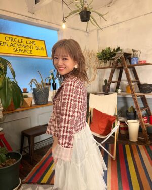 Yuuki Wakai Instagram - 明日から友希ツアー2023始まります！！！
Sweetな私とSpicyな私をふんだんに詰め込んだので
各会場おなかいっぱいになるまで楽しみましょう❤️
⁡
グッズも可愛いのでよろしくねっ❤️
⁡
Styling @shingo_tsuno 
⁡
jacket @resexxy_official 
⁡
⁡
⁡
■友希 LIVE TOUR 2023 ''Sweet&Spicy''
[大阪]
2023年10月21日(土)
開場15:00/開演15:30
開場18:30/開演19:00 
会場:OSAKA RUIDO
⁡
[愛知]
2023年10月22日(日)
開場15:00/開演15:30
開場18:30/開演19:00
会場:SPADE BOX
⁡
[東京]
2023年10月28日(土)
開場15:00/開演15:30
開場18:30/開演19:00
会場:神田スクエアホール

#ライブツアー #衣装 #resexxy #低身長コーデ #秋コーデ #ブラックコーデ #sweet #spicy