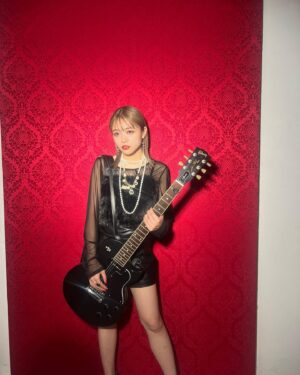 Yuuki Wakai Instagram - 明日から友希ツアー2023始まります！！！
Sweetな私とSpicyな私をふんだんに詰め込んだので
各会場おなかいっぱいになるまで楽しみましょう❤️
⁡
グッズも可愛いのでよろしくねっ❤️
⁡
Styling @shingo_tsuno 
⁡
jacket @resexxy_official 
⁡
⁡
⁡
■友希 LIVE TOUR 2023 ''Sweet&Spicy''
[大阪]
2023年10月21日(土)
開場15:00/開演15:30
開場18:30/開演19:00 
会場:OSAKA RUIDO
⁡
[愛知]
2023年10月22日(日)
開場15:00/開演15:30
開場18:30/開演19:00
会場:SPADE BOX
⁡
[東京]
2023年10月28日(土)
開場15:00/開演15:30
開場18:30/開演19:00
会場:神田スクエアホール

#ライブツアー #衣装 #resexxy #低身長コーデ #秋コーデ #ブラックコーデ #sweet #spicy