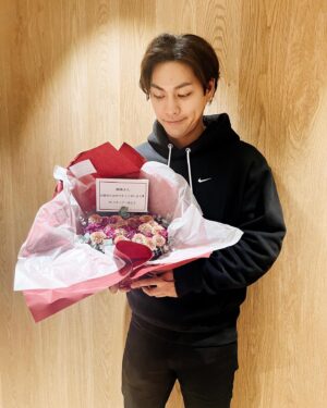 Yuya Yagira Instagram - .
.
やぎらさん
33歳の誕生日おめでとうございます🎂🎈

#happybirthday