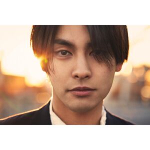 Yuya Yagira Instagram - ついに解禁になりました😎
30歳を記念したアニバーサリーブック『#やぎら本』
2020年6月27日発売決定‼️
詳細はコチラ
http://www.stardustpictures.co.jp/book/2020/yagirabon.html

#やぎらさんがいっぱい詰まった本
#柳楽優弥
#アニバーサリーブック
#はじめてのパーソナルブック
#来年発売！
#スペシャル版も発売予定
#やぎら本
#スーパームービースターなんつって
#やぎら第2章
#やぎらセカンドシーズン