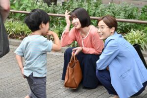 Yuzuki Akiyama Instagram - .
.
ドラマ #まるまるちゃん 
昨夜第1話放送でした💁‍♀️

皆様、いかがでしたか？

私、もう3回見ました。笑

原作の漫画を読んで
そのあと台本いただいて
撮影はいってみたものの
私は第一章の撮影は
サウナシーンとお食事と会社しか
現場にいなかったので

これどう表現されるのかな？

って思っていたものが
沢山あったのですが
てんこ盛りで最高にピンクでポップでポジティブで
面白いしゆったん綺麗だし
朝から沢山笑って元気出ました☺️

見逃し配信スタートしてますので
まだの方、ぜひこちらからご覧下さい☺️

ドラマ「●●ちゃん」第１話は
TVerで見逃し配信中！
▶https://tver.jp/episodes/epgvny4dnl

次週は休止、
第2話は９月３日（日）深夜０時５５分放送予定です🙆‍♀️🙆‍♀️

#ドラマ #まるまるちゃん 
#ABCドラマ #セックスちゃん
#高学歴ちゃん #不倫ちゃん
#TVer #DMMTV
