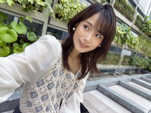 Yuzuki Akiyama Instagram - .
.
今日とってもお天気良いですねぇ〜☀️
うきうきする天気☺️

紫陽花も咲いてました✨️

#紫陽花 #JAPAN #初夏