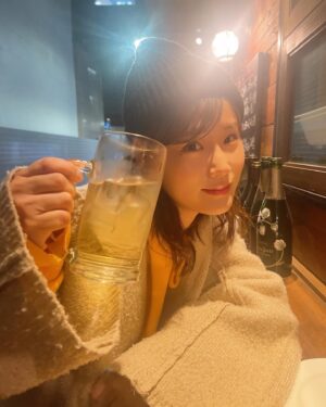 Yuzuki Akiyama Instagram - .
.
またひとつ、
クランクアップしました☺️

久しぶりの再会の
大好きな方にも会えて
とっても幸せな現場でした☺️

お知らせ、お待ちください☺️

またねぇ❣️

#冬
#ニット帽
#冬コーデ