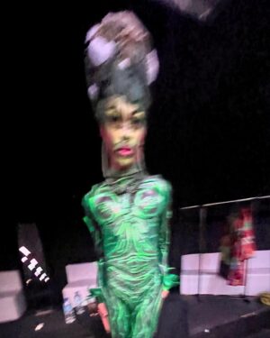 Yvie Oddly Instagram - 🇨🇷 Costa Rica 🇨🇷 
❤️❤️❤️❤️❤️❤️

Ty @wehotnspicy for bringing me w/ THEEE legend @amandalepore! I had a BANG! up time!!!