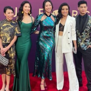 Yvonne Chapman Instagram - This past weekend at the Unforgettable Gala celebrating & recognizing the Asian and Pacific Islander leaders who have fought for API presence in the arts, entertainment and culture ❤ thank you @character.media for the amazing evening and congrats on your 30 year anniversary!! 😘😘😘

#unfo #unforgettable
