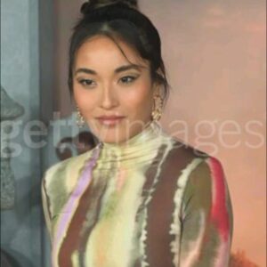 Yvonne Chapman Instagram - Have to give a special thanks to the beauts who got me out of my usual fare of sweatpants for the #avatarthelastairbender premiere 🤍 It was so much fun pulling together this look with you! And the bubble tea was an unexpected but delightful addition to tie it all together 😂 

Hmu: @nadiahoecklin 
Styling: @nora_foley 
Dress: @silviatcherassi
Shoes: @charleskeithofficial
Jewelry: @misho_designs 
Clutch: @rodofirenze