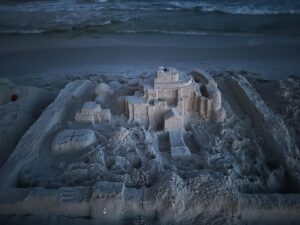 Zac Hanson Instagram - Sometimes it is worth while to throw yourself into something that will only last for a day or an hour, like cooking a delicious meal, or building a #sandcastle Here’s hoping it is still there tomorrow, so we can continue what we started.