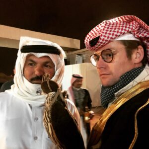Zach Roerig Instagram - @catstepfather and I as Arabian Desert Marauders with special appearance by @imbrettdalton 🙏 we love you Riyadh! #stanleesupercon2019