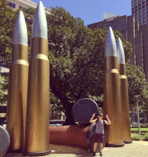 Zach Roerig Instagram - Overcompensating (📸 @newyearscake)
