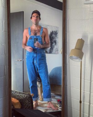Zachary Quinto Instagram - E-I-E-I-O