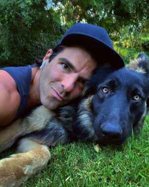 Zachary Quinto Instagram - if you know me you know. thank you @adventuresindogtraining for being such an incredible teacher. welcome home sweet river.