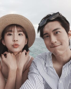 Zack Fanchiang Instagram - -
520🌹💛
美到讓人窒息的天堂 🏝️
 #maldives #resort 
@stregismaldives @mletw 
👔 @navy_co