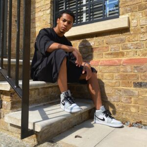 Zack Morris Instagram - All black for the summer