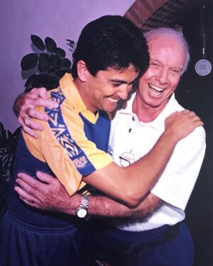 Zagallo Instagram - O #tbt de hoje vai com meu grande amigo @bebeto7 . A alegria é uma das principais chaves para o sucesso.
.
.
#velholobotaon #baudozagallo