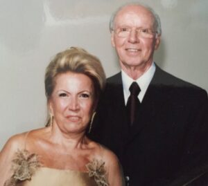 Zagallo Instagram - Hoje comemoraríamos bodas de ébano, nossos 66 anos de casados! Só podia ser dia 13 mesmo! 
Te amo! 🖤 🙏🏼
.
.
#bodas #teamo