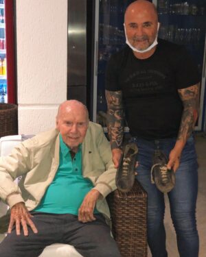 Zagallo Instagram - Foi um prazer recebe-lo em minha casa!
Muita conversa boa!
Volte sempre! 😉
.
.
#velholobotaon