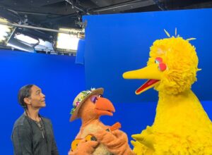 Zahn McClarnon Instagram - Got to hang out with these iconic characters today on @sesamestreet 🙂#gottabigbirdfeather