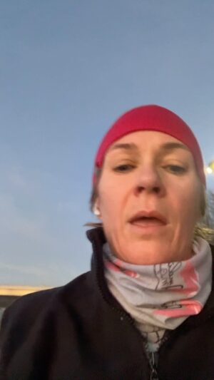 Zali Stegall Instagram - Chilly morning in Canberra for my morning run! Shoutout to everyone else up and about!💪🥶