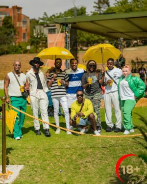 Zamani Mbatha Instagram - A VERY GREAT AND PLEASANT #goodmorningsa WITH @savannacider 
As seen above 👆 🤭
#siyavannasa #goodmorningsavannaalcfree @goodmorningza