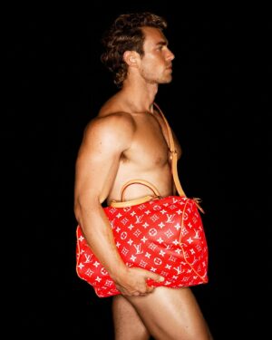 Zane Phillips Instagram - hold on tight!!!

outtakes for @vman by @dsachon 
w/ @sokimak @glamrogers @yiotispanayiotou @savsob @lizzydgoodman @dancingary