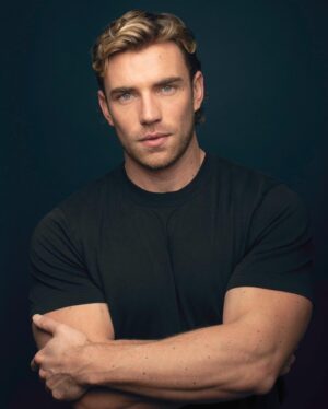 Zane Phillips Instagram - shot in the head by @lukefontana