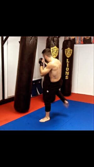 Zarrukh Adashev Instagram - Eyes 👀 still on the prize 🏆fight news coming soon stay tune 

Новости насчёт следующего боя будут скоро #thelion