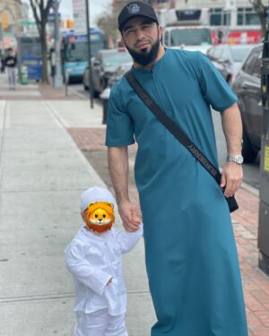 Zarrukh Adashev Instagram - TAQABBAL ALLAHU MINNA WA MINKUM 

Eid Mubarak to all my brothers and sisters may Allah accept from you and from us ❤️

Ид Мубарак всем братьям и сестрам пусть Аллах примет от вас и от нас ❤️