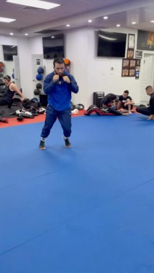 Zarrukh Adashev Instagram - Just believe it and work for it don’t give up
👊🏻
Просто верь в это и работай над этим, не сдавайся👊🏻