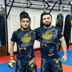Zarrukh Adashev Instagram - Братишка @uzb_forever_ 🦁