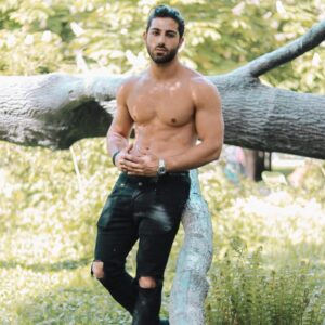 Zaven Aslanian Instagram - Your attitude determines your direction ⚡️