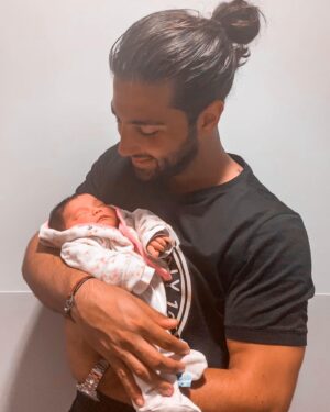 Zaven Aslanian Instagram - Bienvenue Rafaella 🥰❤️