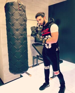 Zaven Aslanian Instagram - Never Back Down