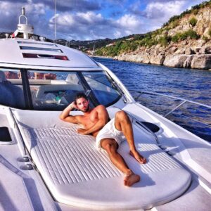 Zaven Aslanian Instagram - Sunday 🛥