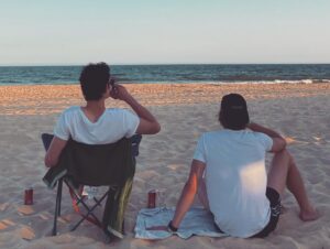 Zdeněk Piškula Instagram - Sekce: Dovolená
Podtitul: Přátelství zády