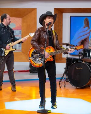 Zé Amaro Instagram - Zé Amaro veio ao programa promover o espetáculo que vai realizar, no dia 16 de março, no Coliseu dos Recreios em Lisboa, as 22h00. 🤠 📸 @mbritesphotos