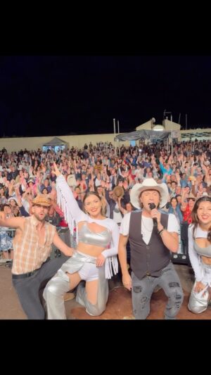 Zé Amaro Instagram - Obrigado Altura, Castro Marim 🤍
Vocês foram incríveis 🤠 

Próximos shows⬇️

9
Vale de Cambra-22h

14 
Foz do Douro, Porto, Esplanada do castelo 22h

15
Evento Corporativo (Felgueiras) 

19
São João de Ver-Feira-22h

21
Evento Corporativo 

22
Limões - Ribeira de Pena 

23
Frazão - Paços de Ferreira 

27
Evento Privado 

28
Caíde de Rei - Lousada 

29
Ataíde Vila Meã - Amarante 

30
São Pedro Fins - Maia 

#tourcowboyportugues #zéamaro #castromarim #algarve #valedecambra #zeamaromerchdesign #merchdesign #zeamarotour #zeamaro #coliseudelisboa #meucoracaodecowboyapaixonado #casinha #casinhabranca #cowboy #festadecowboy #aluatueeu #cowboyappaixonado #aminhaestrada #cowboyportugues