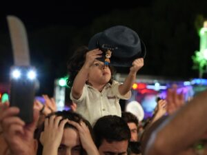 Zé Amaro Instagram - 🥳 Registos de uma noite muito divertida, ao som do “Cowboy Apaixanado”, 𝗭𝗲́ 𝗔𝗺𝗮𝗿𝗼.