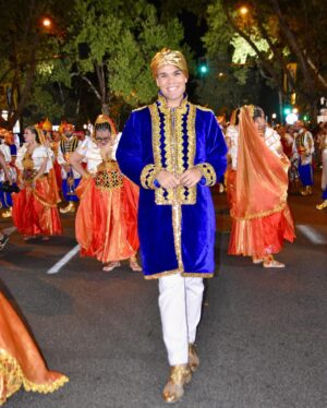 Zé Lopes Instagram - Tenho um profundo orgulho em ser padrinho das marchas populares de Lisboa. Tenho uma admiração enorme por todos os marchantes (em especial pelos meus afilhados, claro). E o carinho e o amor que recebi da vossa parte enquanto descia a avenida foi avassalador. Obrigado por me acrescentarem tanto. Que se honrem as tradições… e que eu possa fazer sempre parte da festa. 🧡

📸 @joaopmoutinho