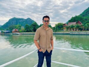 Zenn Kyi Instagram - နှစ်သစ်မှာရွှင်လန်းချမ်းမြေ့ကြပါစေ🥰
Happy Myanmar New Year! 🙏
There isn’t a day passed by I don’t think about Myanmar. And it is usually with a heavy heart. But I’m starting to feel a little light. I really hope our people will be freed from tyrrany, soon! I’m really looking forward to the dawn of the new era. 🌅