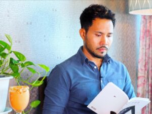 Zenn Kyi Instagram - #ReadingwithZennKyi  #NewEpisodes
#youtubechannel