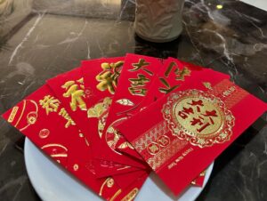 Zenn Kyi Instagram - Gong Xi Fa Cai!
နှစ်သစ်မှာအားလုံးအတွက်ငြိမ်းချမ်းတဲ့နေ့တွေအမြန်ရောက်နိုင်ဖို့ဆုတောင်းပါတယ်။ ❤️🙏❤️