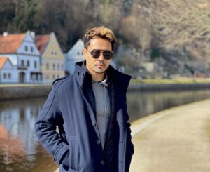 Zenn Kyi Instagram - You don't know where life is taking you. So, just enjoy the ride. 😊