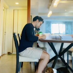 Zenn Kyi Instagram - Just when we started to become friends we had to say goodbye. But he is in good hands now. A friend of ours, who has another beagle, adopted him. He is happy there. In fact, he is now a connoisseur for tails_in_the_city_mm dog food! I’m happy for you Benji! I’ll see you when we return. ❤️
#tails_in_the_city_mm ကသူငယ်ချင်းရဲ့အဆိုအရ Benji ဟာတခြားအာဝုတွေအတွက် recipe အသစ်တွေမြည်းပေးရင်းနဲ့ အစားပုတ်လေးဖြစ်လာပြီဆိုပဲ..😄