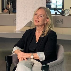 Zerrin Nişancı Instagram - Amma konuşmuşum 😂 Teşekkürler gençler bu keyifli söyleşi için 🙏🏻 @igkonline