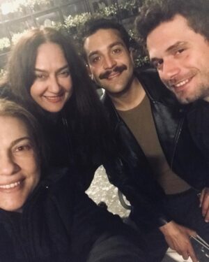 Zeynep Eronat Instagram - Akşam sefaları.....