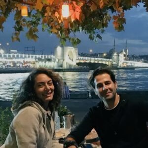 Zeynep Kızıltan Instagram - Can’ım sevgilim doğum günün kutlu olsun❤️Sen sen sen…Her şeyden öte…ve daim🌬✨ @canskyldz